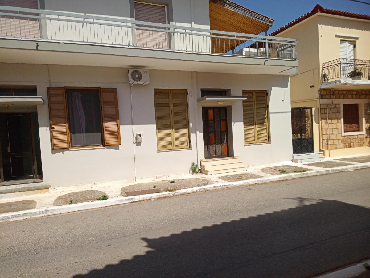 Tom House 1 Apartment Filiatra Exterior photo